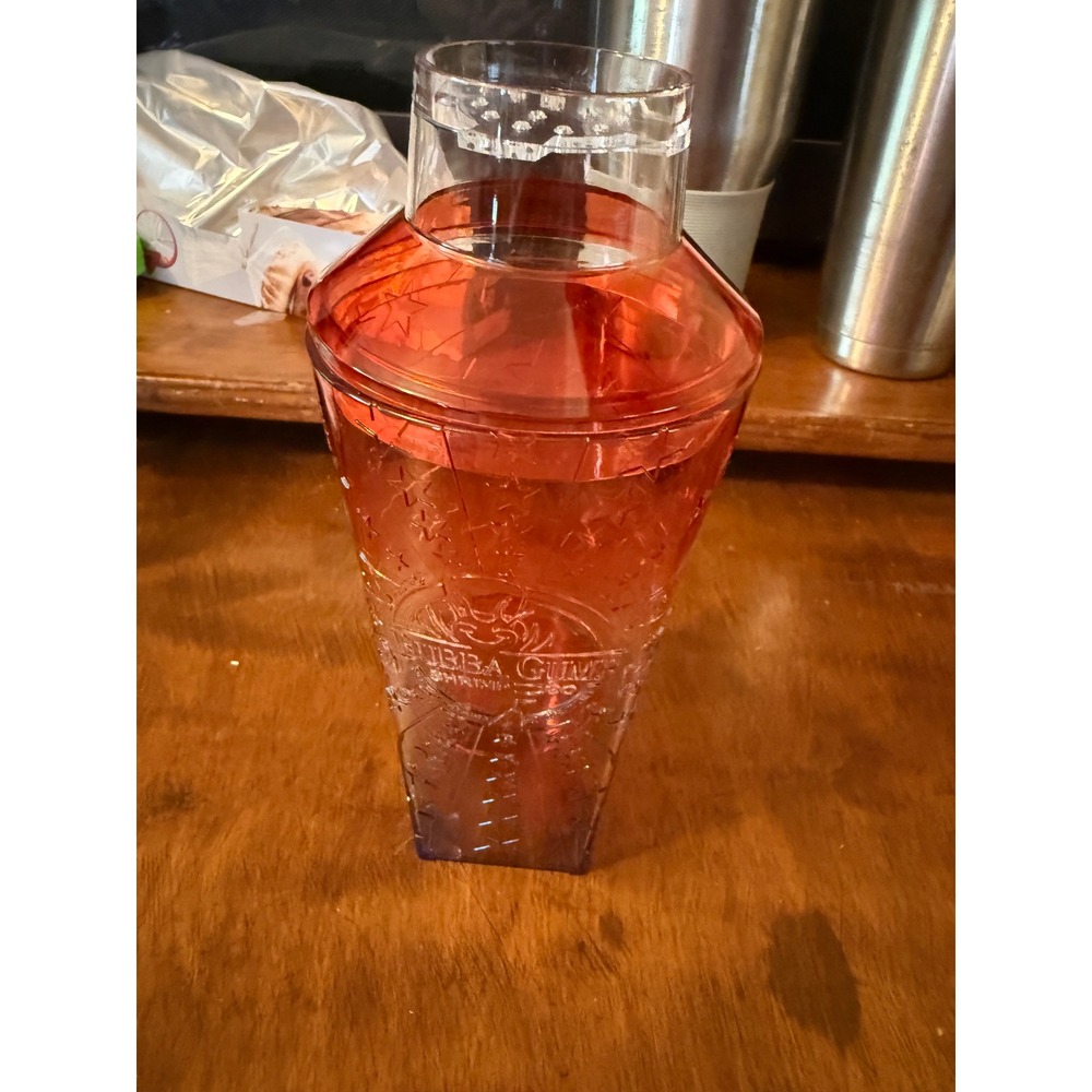 Bubba Gump Shrimp Co Red Acrylic Cocktail Shaker Souvenir Barware Star Pattern